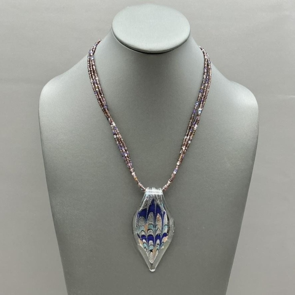 Necklace Multicolor Beaded Glass Leaf Pendant Statement Nature Jewelry 18 Inch